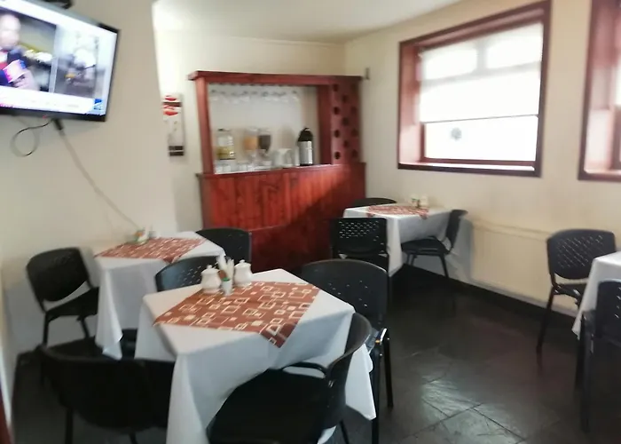 Hotel Bello, Andres Bello 1166